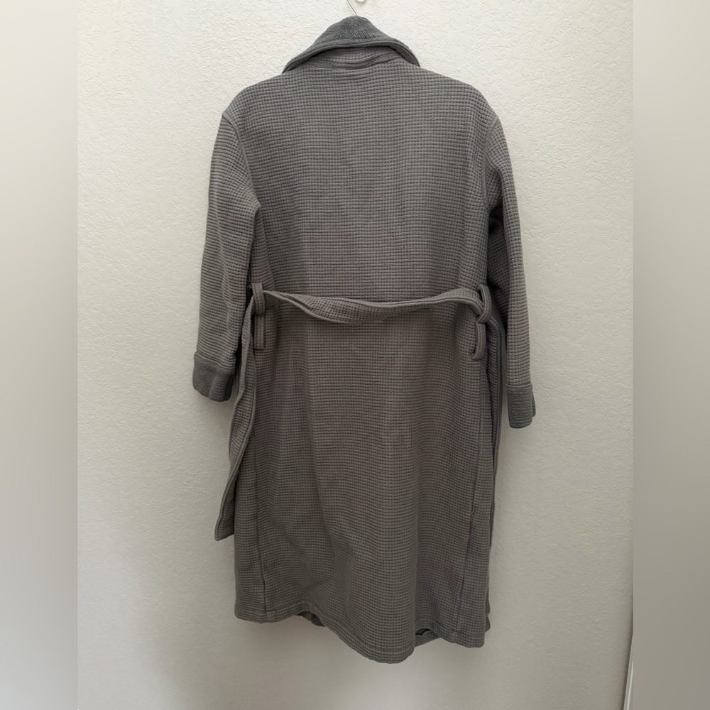 Cozy Earth Waffle Bath Robe Charcoal Gray Unisex XS Bamboo Viscose Luxury Spa - Picture 8 of 8